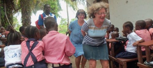 Elisabeth and Marianne dancing a Swedish song for the kids