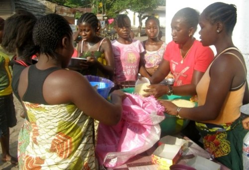 Measuring out the rice
