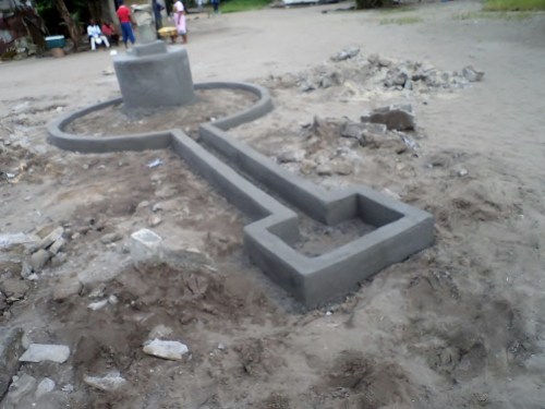 The hand pump during the re-fixing