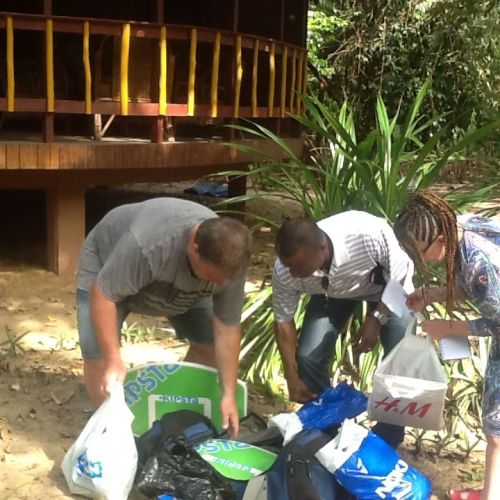 Anders, Lena and Paul with the donated items