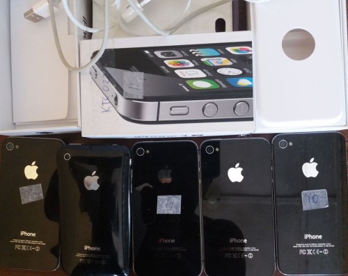 The phones sent by Elizabeth